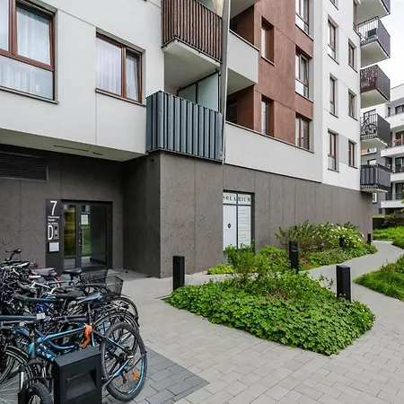 Chill Airport Ursynow * Варшава