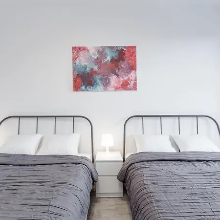 Chill Airport Ursynow 아파트