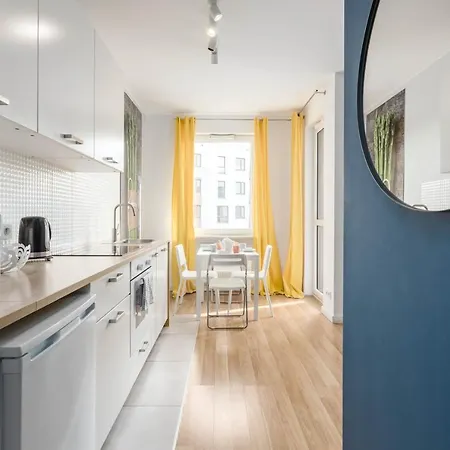 Chill Airport Ursynow 아파트 바르샤바