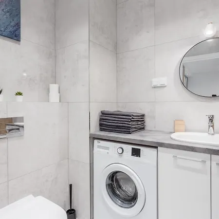 Chill Airport Ursynow Варшава