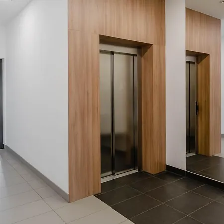 Chill Airport Ursynow * Варшава