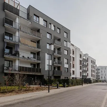 Chill Airport Ursynow Apartment *