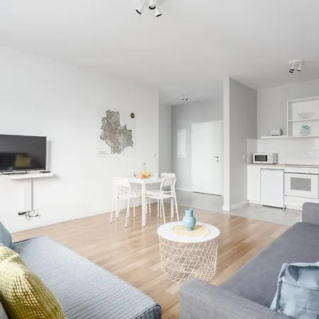 Chill Airport Ursynow 아파트 바르샤바