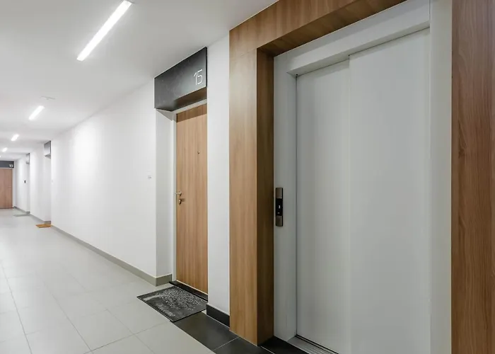 Chill Airport Ursynow * Варшава